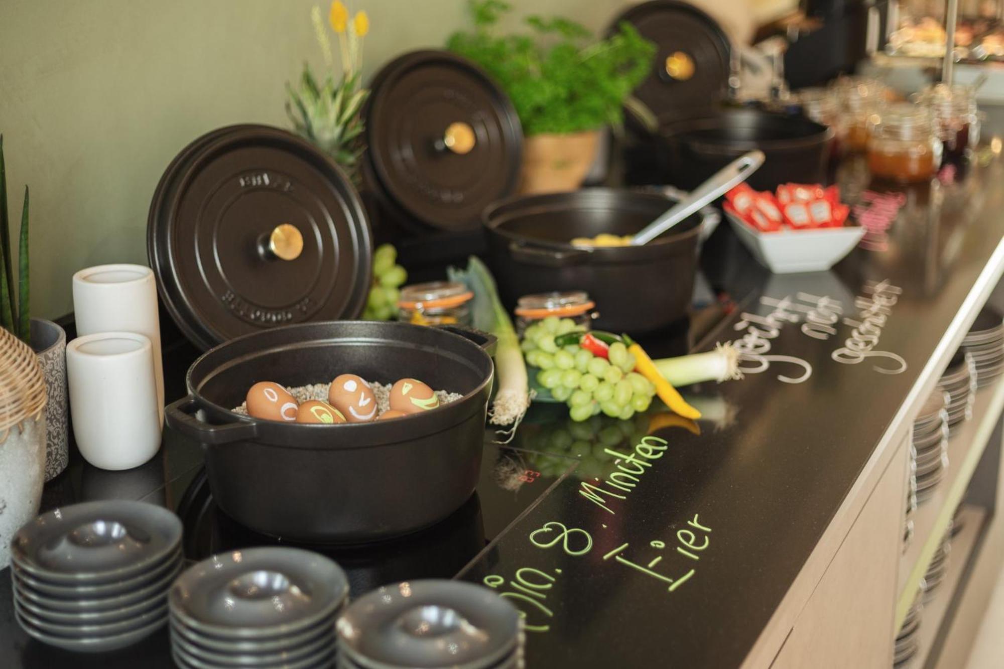 Holiday Inn - The Niu, Mill Cologne Muelheim, An Ihg Hotel 외부 사진